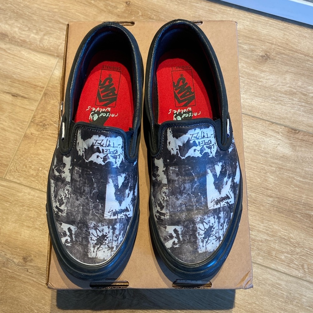 Vans old skool slip-ons X Jim Goldberg